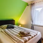 Haus Mit Garten Und Kamin Nyaraló Wilhelmshaven