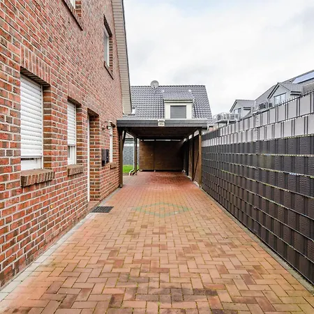 Haus Mit Garten Und Kamin Holiday home *